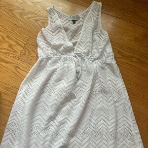 Elegant White Sleeveless coverup XL